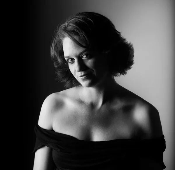 风暴平台注册：想让照片更好看，可以多关注画面的“立体感”